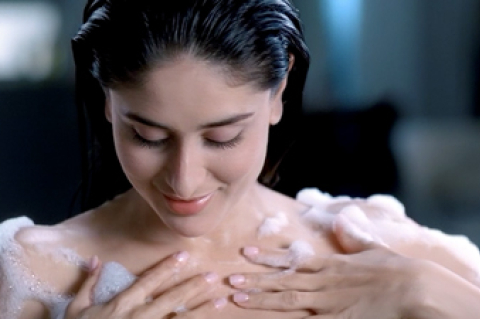 Vivel Soap with Kareena Kapoor (Indian Celebrity) - India