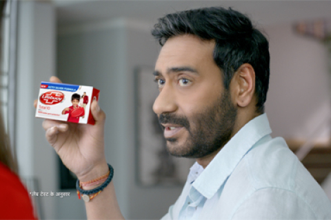 Lifebuoy 'Silver' with Kajol & Ajay Devgn - India